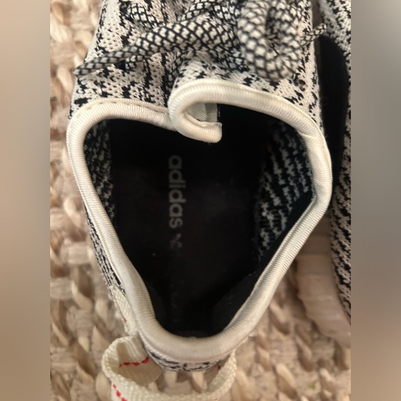 Adidas Yeezy Boost Sneakers - Picture 5 of 14